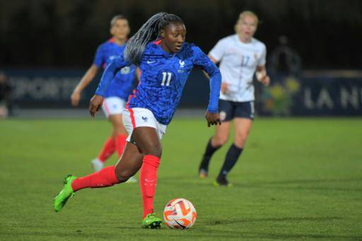 Francia, Canadá, España: el fútbol femenino se agita antes del Mundial