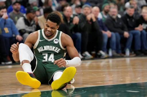 Antetokounmpo se lesiona en pleno ruido por su futuro en Milwaukee