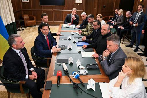 Reunión entre la delegación ucraniana y altos funcionarios de EEUU en Hallandale Beach, Florida, el 30 de noviembre de 2025