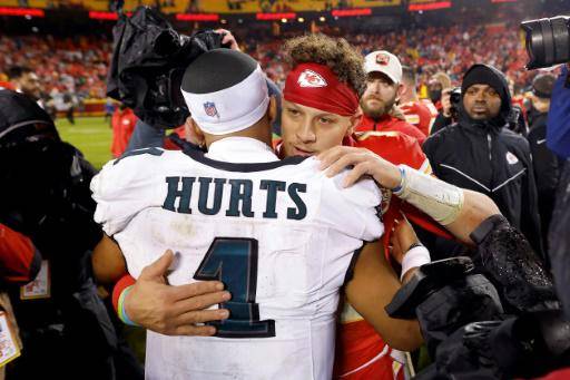 Jalen Hurts y sus Eagles se toman una revancha del Super Bowl ante Chiefs