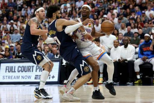Thunder empatan la semifinal ante Nuggets en un deslucido duelo de playoffs