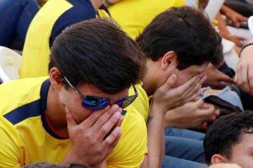 Ecuatorianos se despiden del Mundial con lágrimas, pero orgullosos de la tricolor