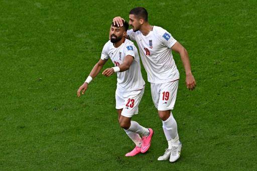 Irán vence 2-0 a la Gales de Bale y la deja al borde del precipicio