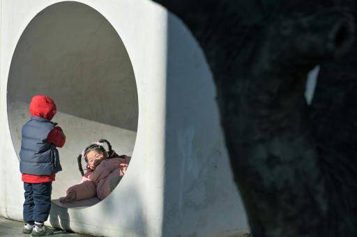 Parejas chinas evitan tener hijos pese a la campaña para impulsar la natalidad