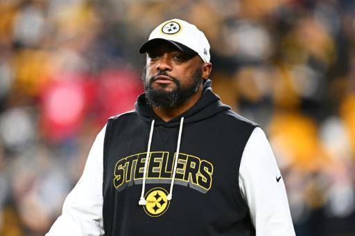 Mike Tomlin deja el banco de Steelers tras 19 temporadas