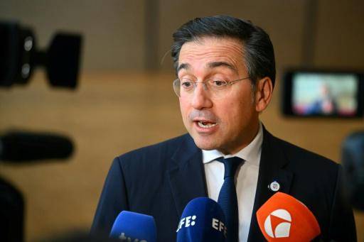 España consideraría inaceptable que siga la guerra de Israel en Líbano