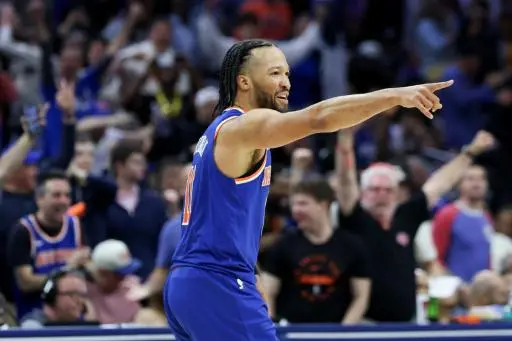 Los Knicks barren a los Sixers y avanzan por segundo año al hilo a las finales del Este