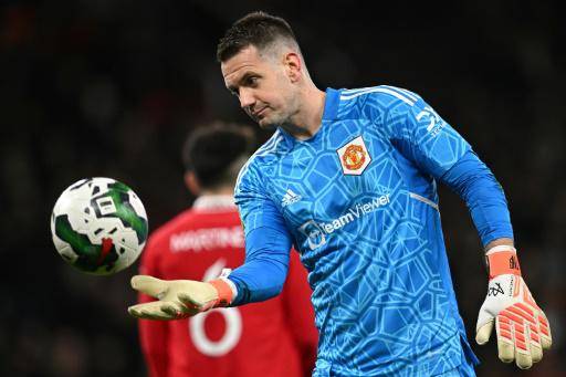 Manchester United será el rival del Newcastle en final de Copa de la Liga