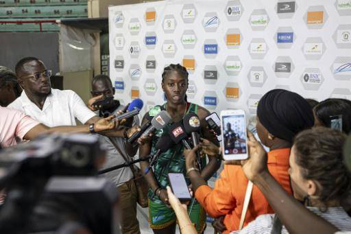 A falta de visado en Estados Unidos, las jugadoras de básquet de Senegal entrenan en casa