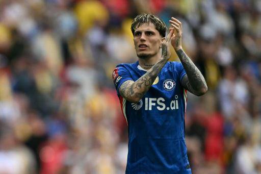 El argentino Garnacho ficha por el Aston Villa cedido por el Chelsea