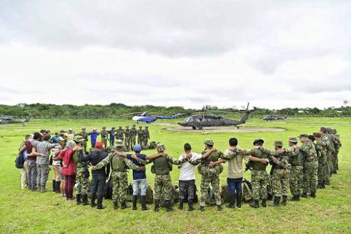 Imágenes satelitales y rezos indígenas para hallar a niños perdidos en selva colombiana
