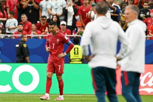 Cristiano Ronaldo, una estrella apagada frente al brillo de Messi