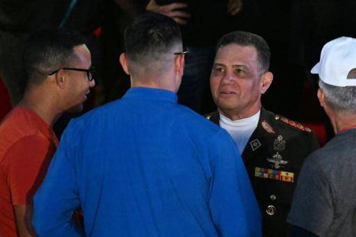 La presidenta de Venezuela anuncia el cambio del alto mando militar