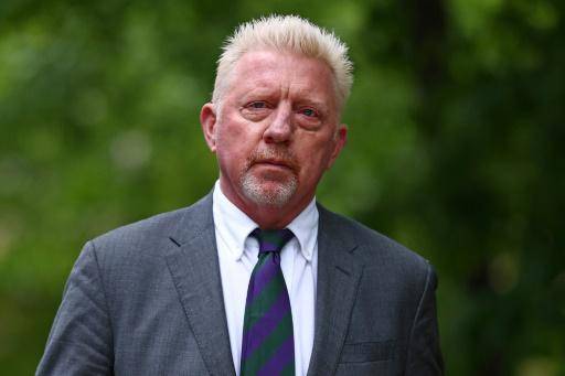 El extenista Boris Becker salió de una cárcel británica para ser deportado