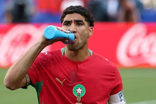 Las pausas para hidratación en el Mundial, ¿salud o interés comercial?