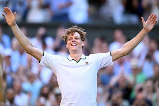 Jannik Sinner tras derrotar a Alexander Zverev en semifinales de Wimbledon. En el sudoeste de Londres, el 12 de julio de 2026