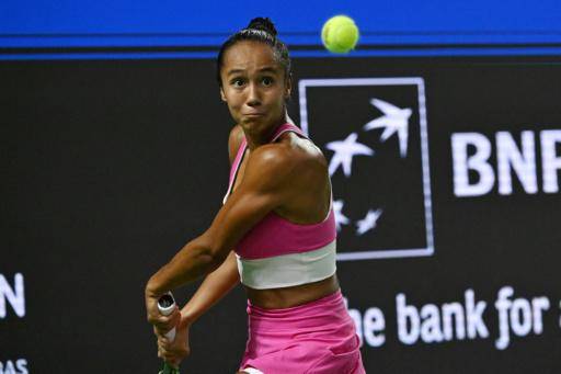 La tenista Leylah Fernández gana en Singapur el sexto título de su carrera