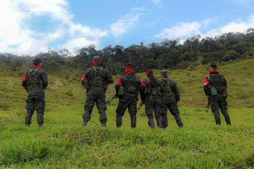La guerrilla ELN libera a cinco soldados secuestrados en Colombia
