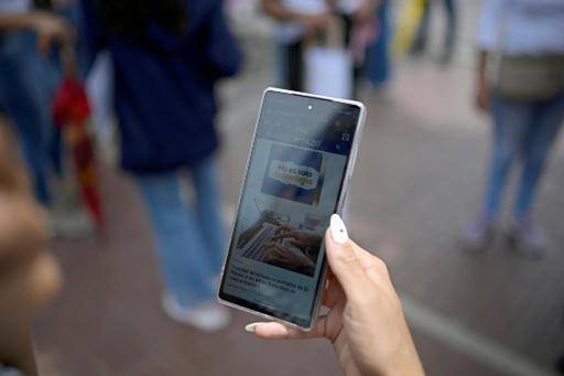 Venezuela desbloquea sitios informativos censurados por años