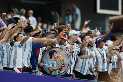 A 40 años del doblete eterno de Maradona, la gloria es de Messi