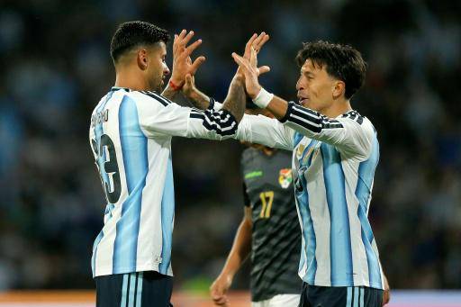 Argentina golea a Bolivia con nuevas caras y buen juego en primer duelo sin Messi