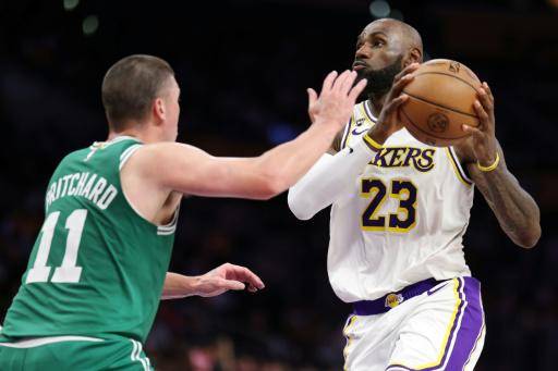 El Thunder frena a los Cavs y LeBron llega a 1.600 partidos en la NBA