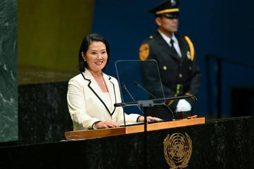 La Cámara de Diputados aprueba el pedido de poderes a Fujimori para la lucha anticrimen en Perú