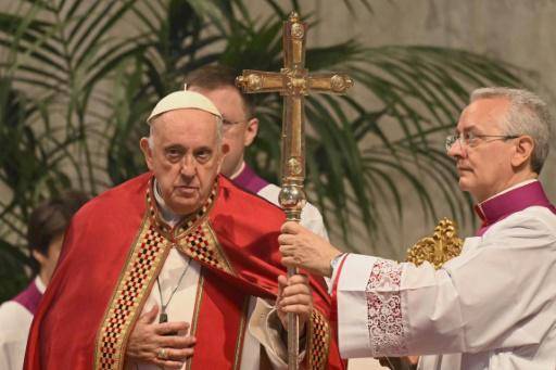 Jóvenes de todo el mundo esperan al papa Francisco en Lisboa
