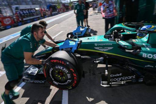 El héroe local Piastri domina ensayo del GP de Australia; Alonso y Pérez en problemas