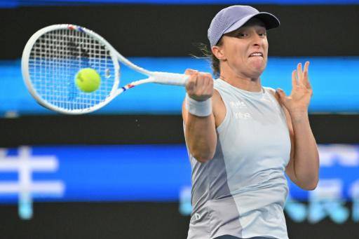 Swiatek arranca las WTA Finals con victoria aplastante sobre Madison Keys