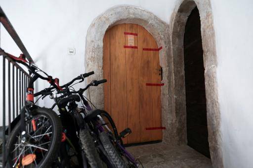 Hallan cinco bebés muertos en un domicilio en Francia