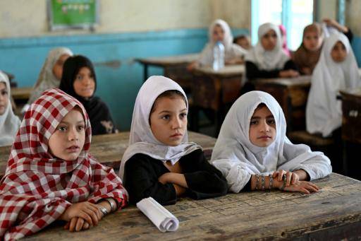 Las niñas son las más golpeadas cuando los choques climáticos interrumpen la educación