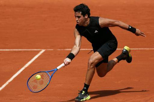 Munar no completa la remontada ante Fils y se despide de Roland Garros