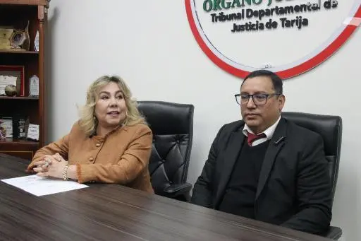 Suspenden el juicio contra Evo Morales por trata en Bolivia y renuevan su orden de captura