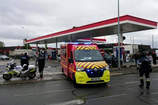 Un hombre mata a una persona y hiere a cuatro tras abrir fuego cerca de París