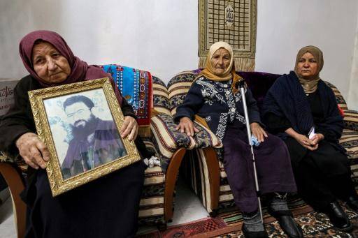 Tristeza y orgullo en el pueblo de Cisjordania del número dos de Hamás, muerto en Beirut