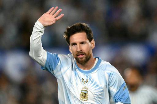 Messi se retira de Argentina con doble asistencia y gol en triunfo ante Benín