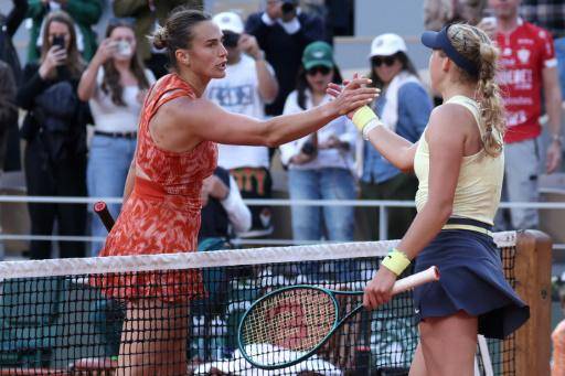 La joven Andreeva sorprende a Sabalenka en cuartos de Roland Garros