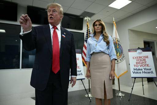 Trump vota de manera anticipada para las elecciones de mitad de mandato en EEUU