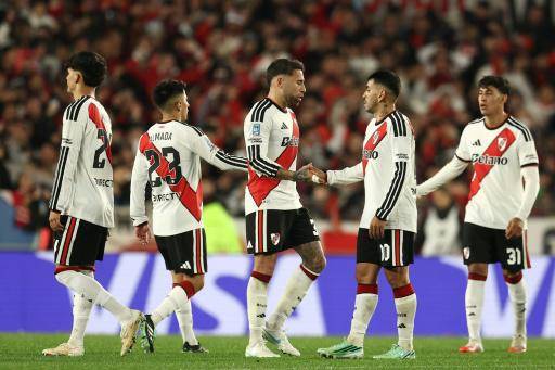 River gana con lo justo y decreta el descenso de Estudiantes de Río Cuarto