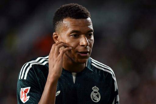 La investigación al PSG por acoso moral a Mbappé quedó sobreseída