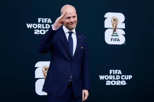 Varias voces internas de la FIFA aumentan la presión sobre Infantino