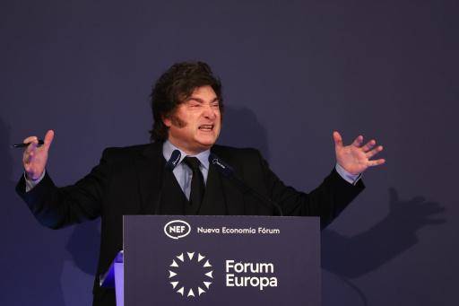 Milei irrumpe en la campaña electoral española llamando dictador a Sánchez