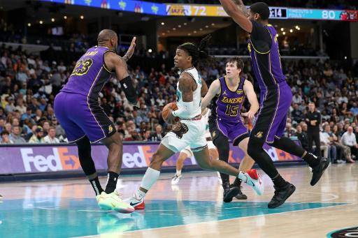 Morant y Zion Williamson son baja indefinida por lesiones en la NBA