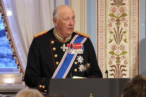 El estado de salud del rey Harald de Noruega, de 89 años, es extremadamente grave, dice el palacio