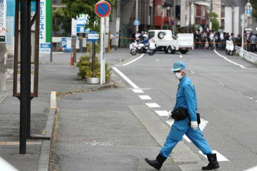 Un enajenado mata a una mujer y a dos policías en Japón