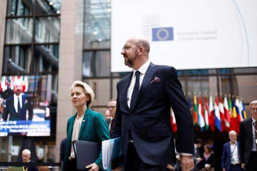 El presidente del Consejo Europeo, Charles Michel, y la presidenta de la Comisión Europea, Ursula von der Leyen, en una cumbre en Bruselas el 18 de abril de 2024