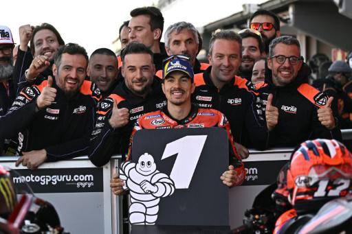'Pole' para Viñales por delante de Bagnaia en la MotoGP de Valencia, donde Martín saldrá sexto