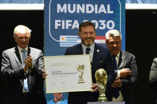 Conmebol pide que el mundial 2030 se juegue con 64 selecciones por única vez