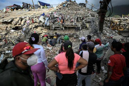 Aumenta a 5,398 la cifra de muertos por los terremotos en Venezuela